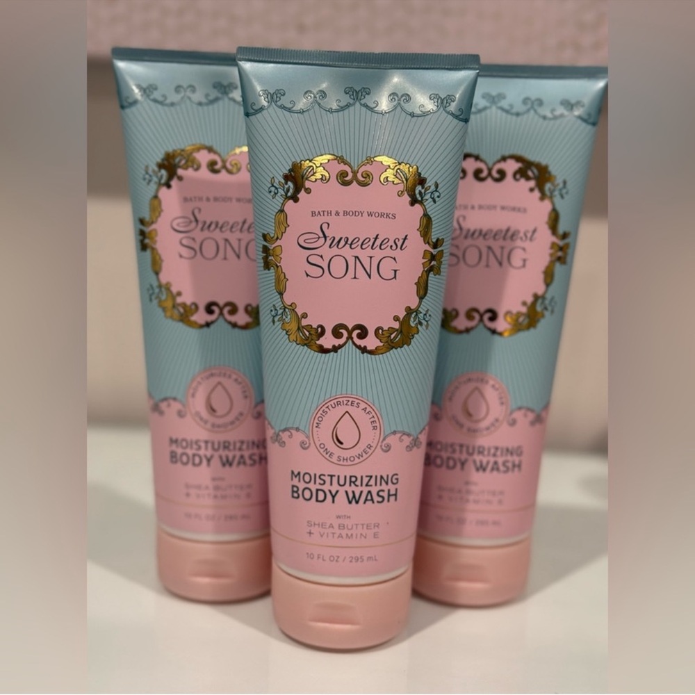 3X Bath & Body Works SWEETEST SONG
Body Wash Collection Set Lot Bundle